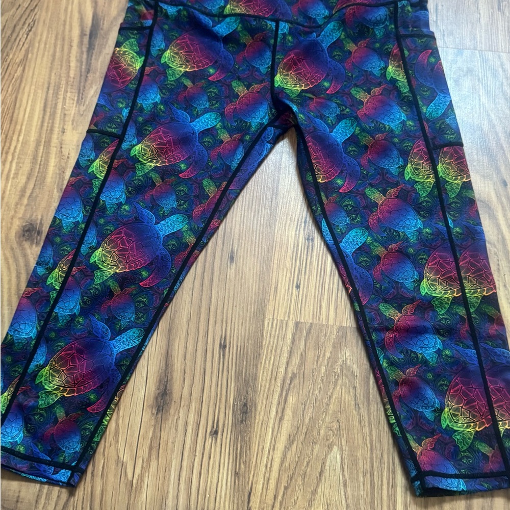 CVG turtle leggings
